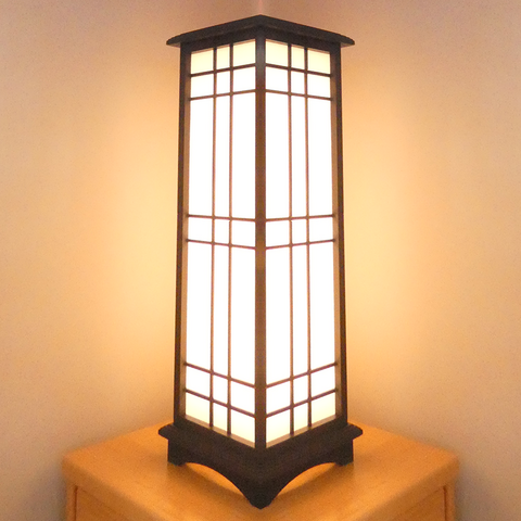 Lámpara japonesa